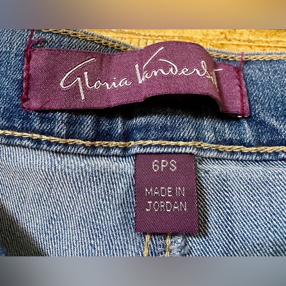 NWT Women’s Gloria Vanderbilt jeans size 6PS - Picture 4 of 8